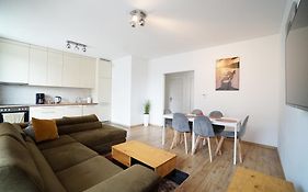 Podwale 2 3-pok 62 m2 Nowoczesny Apartamentowiec przy Odrze 3 min od Rynku KLIMATYZOWANY